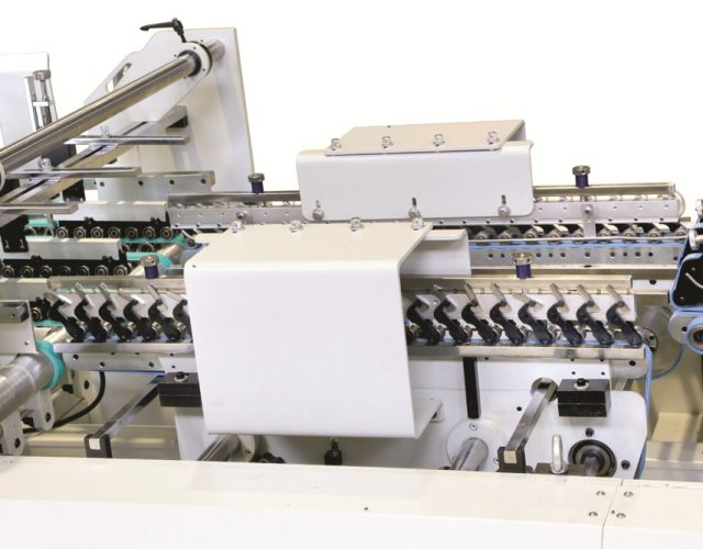 Plieuse colleuse 450-580-650 mm