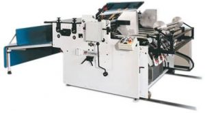 Contre colleuse semi-automatique