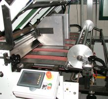 Contre colleuse semi-automatique