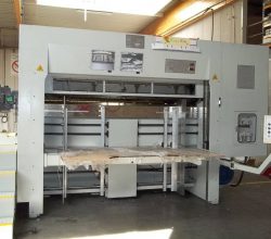 presse_a_platine_automatique_wook-il-1700x2500mm-margeur_