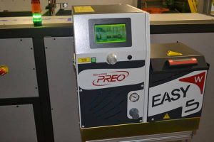 Robot d’encollage 1300×1800 à 2000×3000 mm